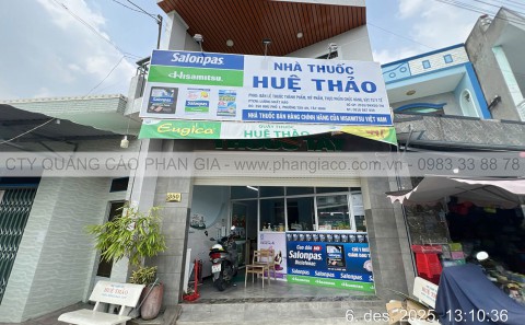 Chuỗi Bảng Quảng Cáo Tôn Dán Decal Tại Long An