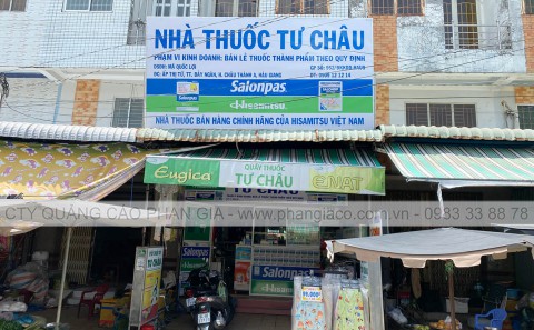 Lắp Đặt Chuỗi Bảng Quảng Cáo Tôn Decal Nhà Thuốc Tây Tại Hậu Giang